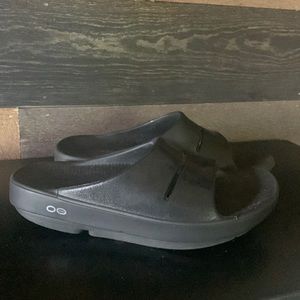Oofos slides sandals